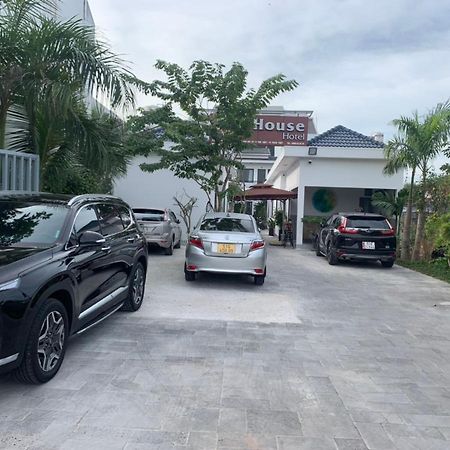 P’House Hotel Phan Thiết Buitenkant foto