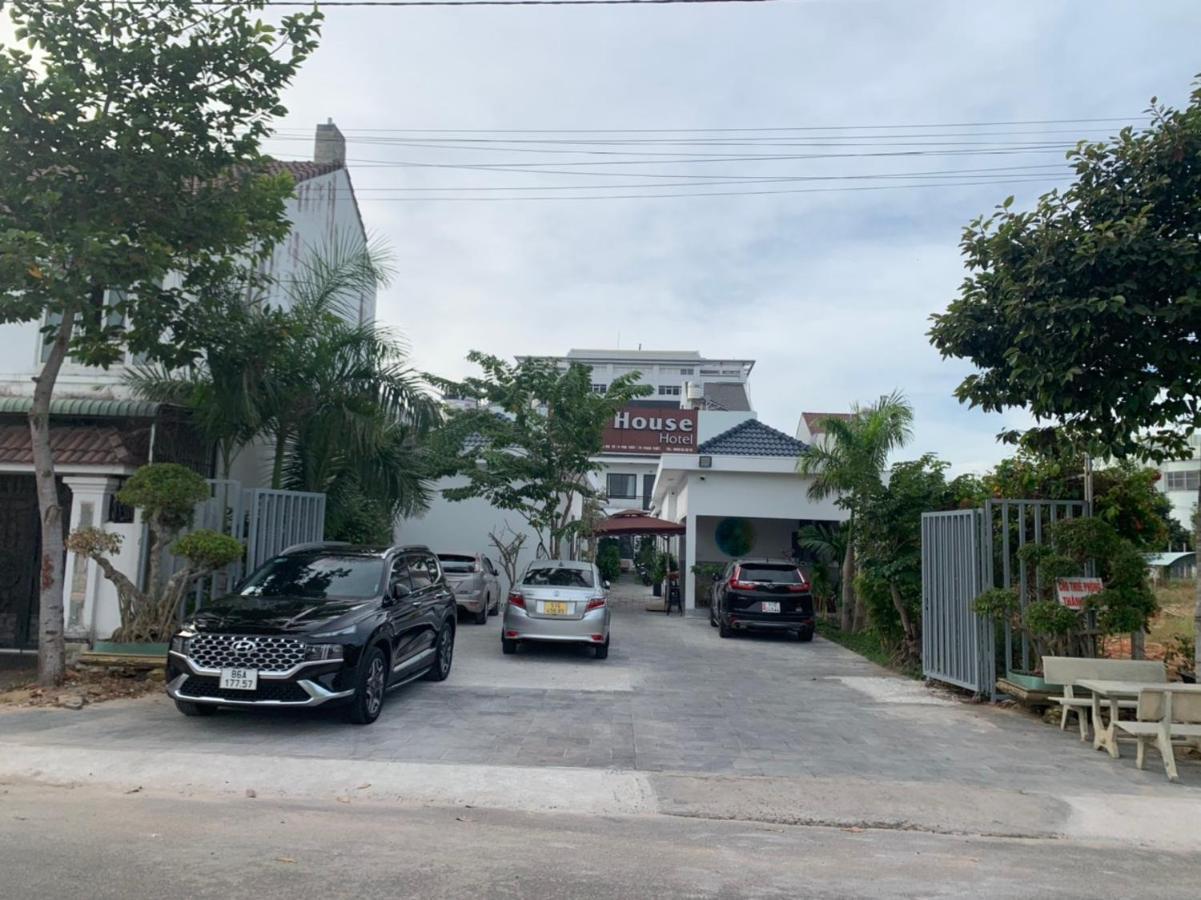P’House Hotel Phan Thiết Buitenkant foto