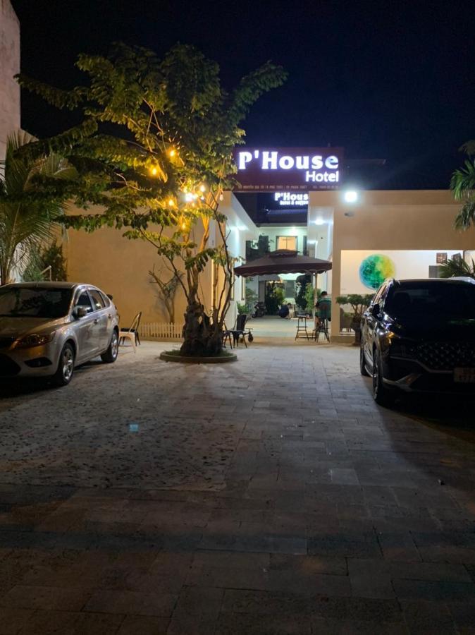 P’House Hotel Phan Thiết Buitenkant foto